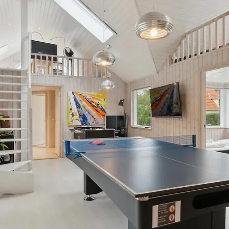 Ferienhaus Lovely In With Kitchen Tisvildeleje