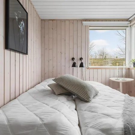 Ferienhaus Gorgeous In With Sauna *