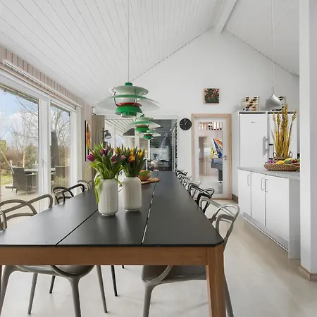 Lovely In With Kitchen Holiday home Tisvildeleje