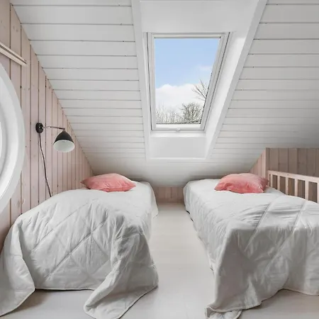 Gorgeous In With Sauna Tisvildeleje