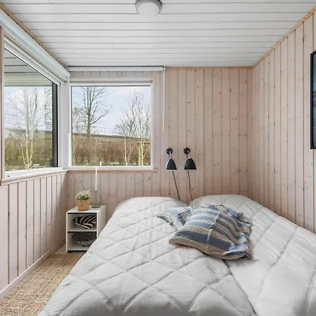 Holiday home Beautiful In