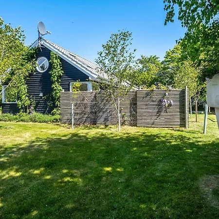 Lovely In With Kitchen Ferienhaus Tisvildeleje